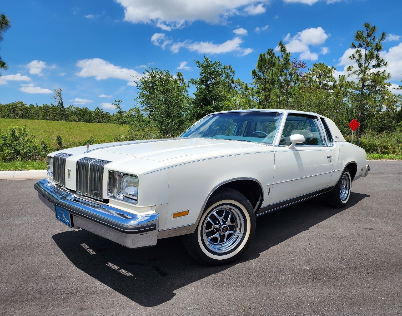 Image of Oldsmobile Cutlass